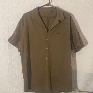 Casual Olive Button Down Shirt for Men Italian Style Casual Quality Craftmanship